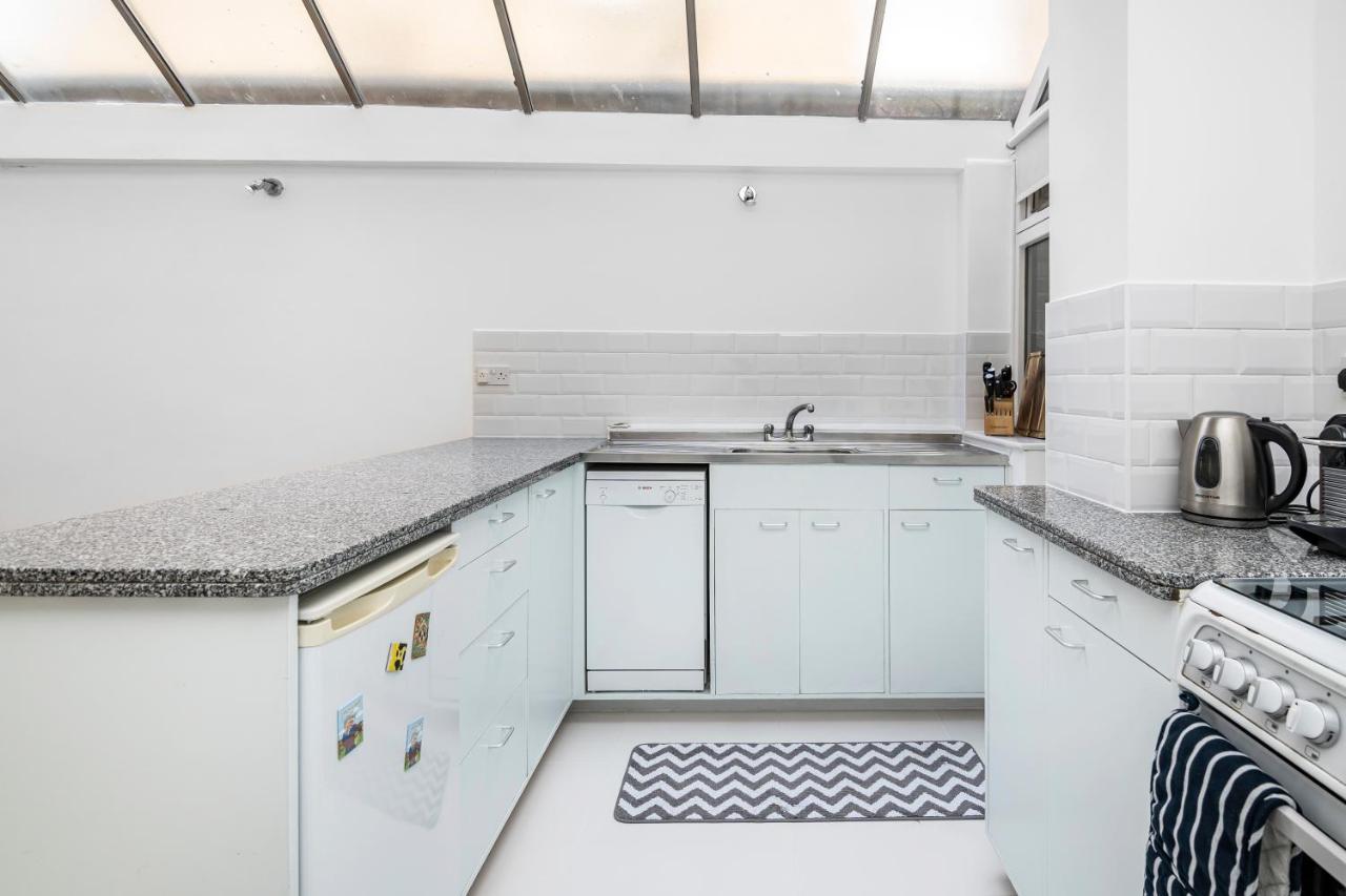 4 Bedroom Edwardian Family House Wgarden, Notting Hill *