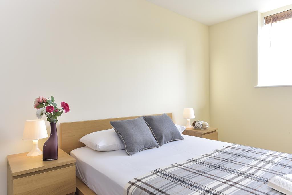 Apartment Borough London