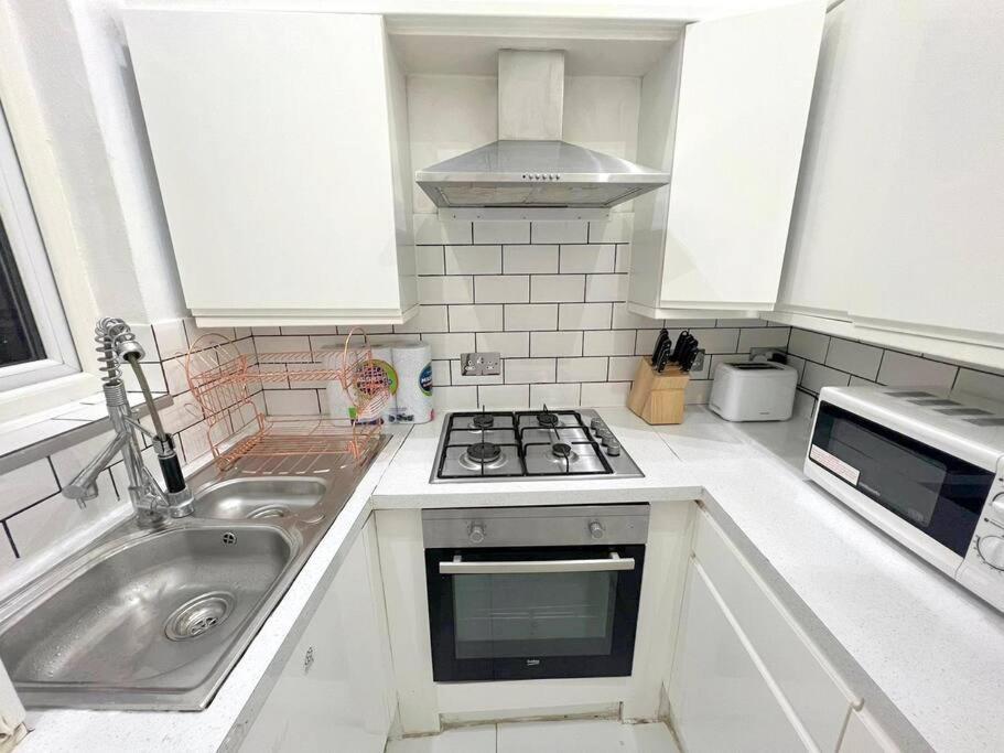Apartamento 2-bedroom In Tooting
