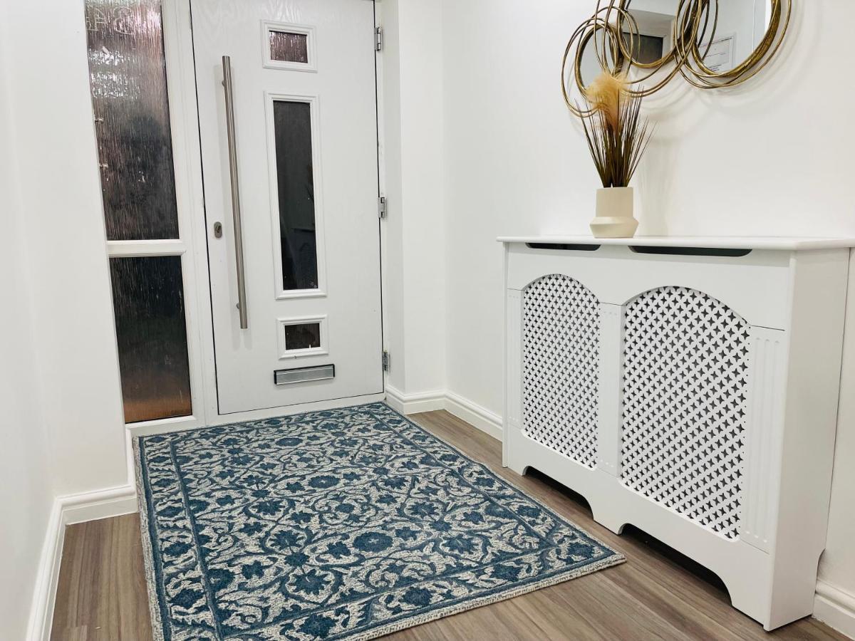 Riverside Premium En Double E14 Guest house London