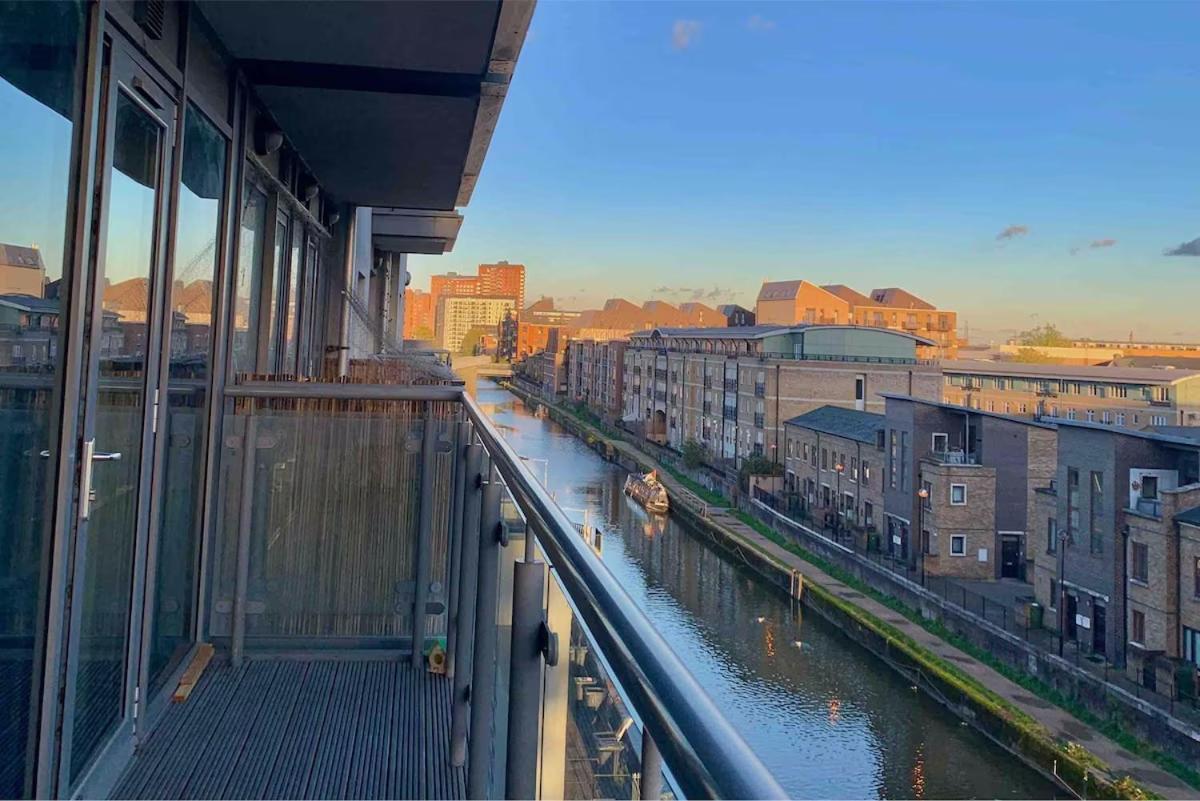 Canal * Londen