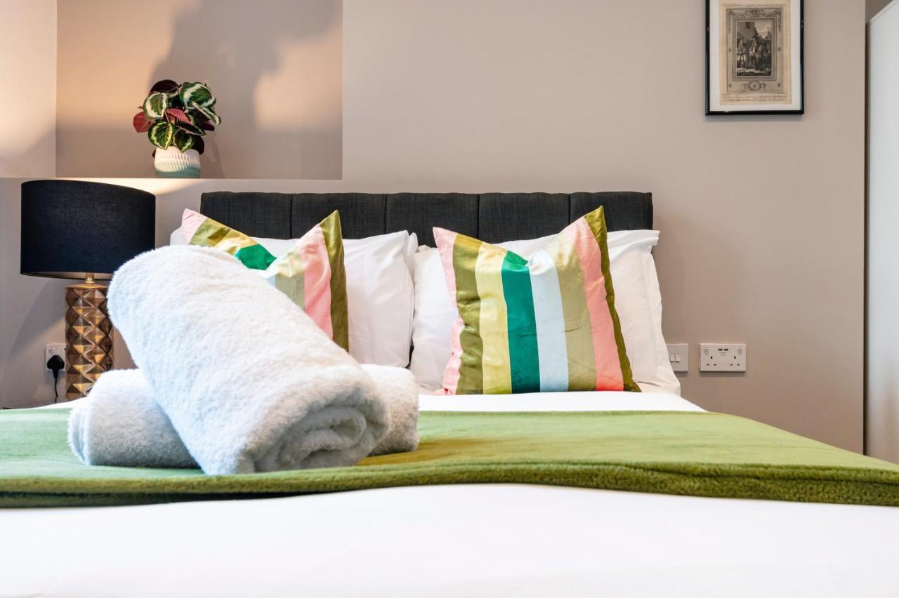 Fulham Apartment