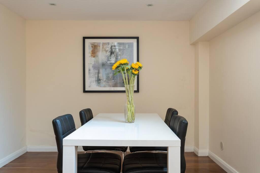 Luxury 2 Bedroom Flat In Holborn Appartement Londen