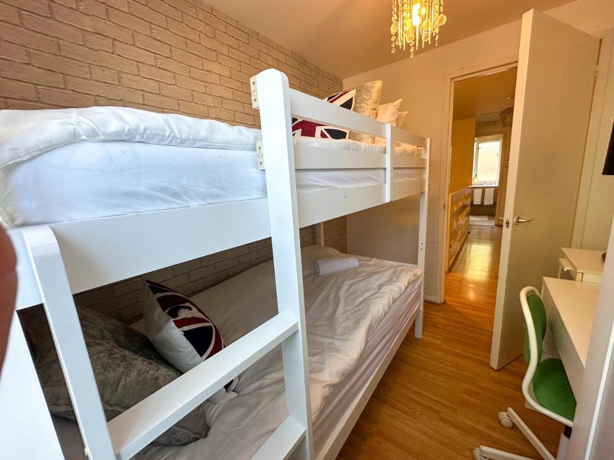 36 O'leary Square *
