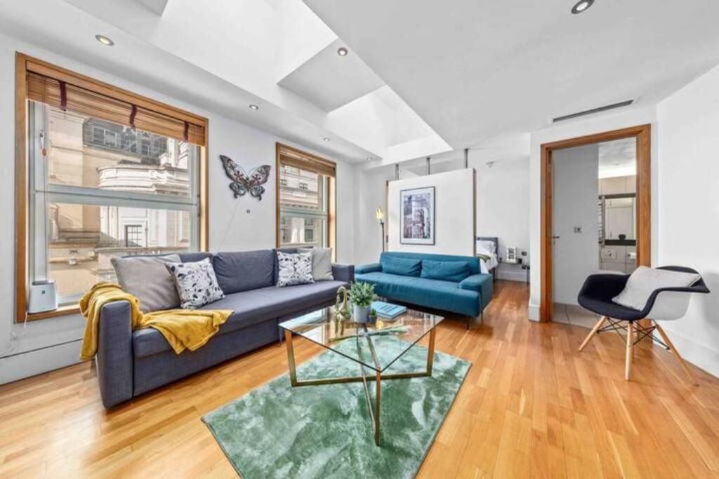 Luxe Living Near Piccadilly Hy11 Apartment London