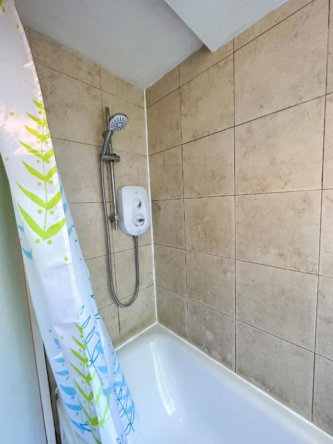 36 O'leary Square Apartment *