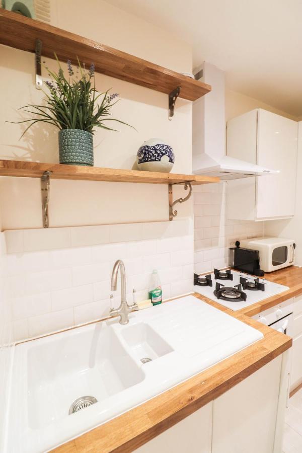 Apartamento Right By Oval Station 2-Bed Flat ! Free Wifi! Londres