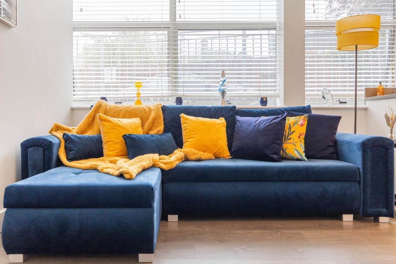 Modern Flat In Golders Appartement Londen