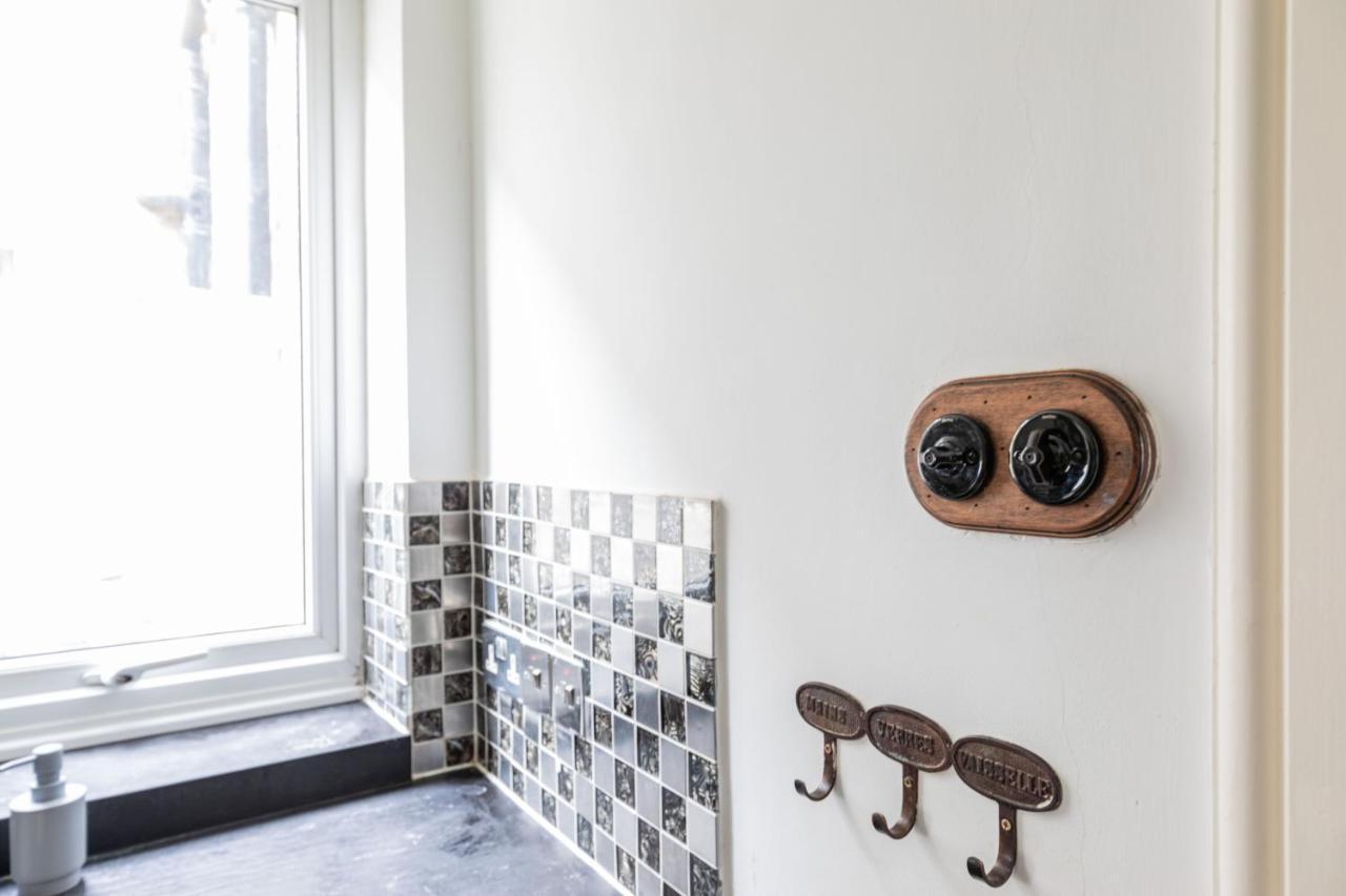 Charming 1 Bed Flat W Courtyard In *