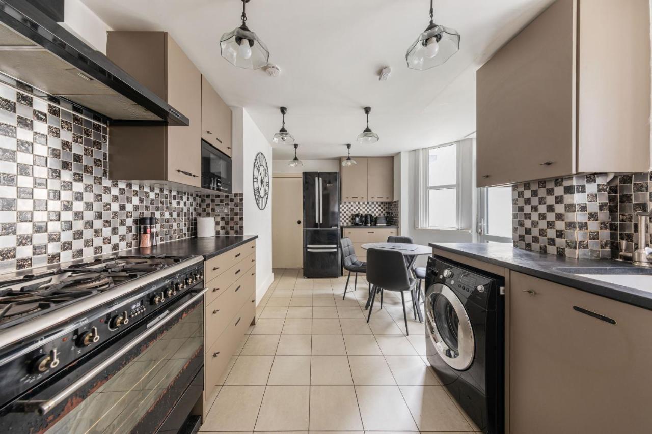 Charming 1 Bed Flat W Courtyard In Apartamento *