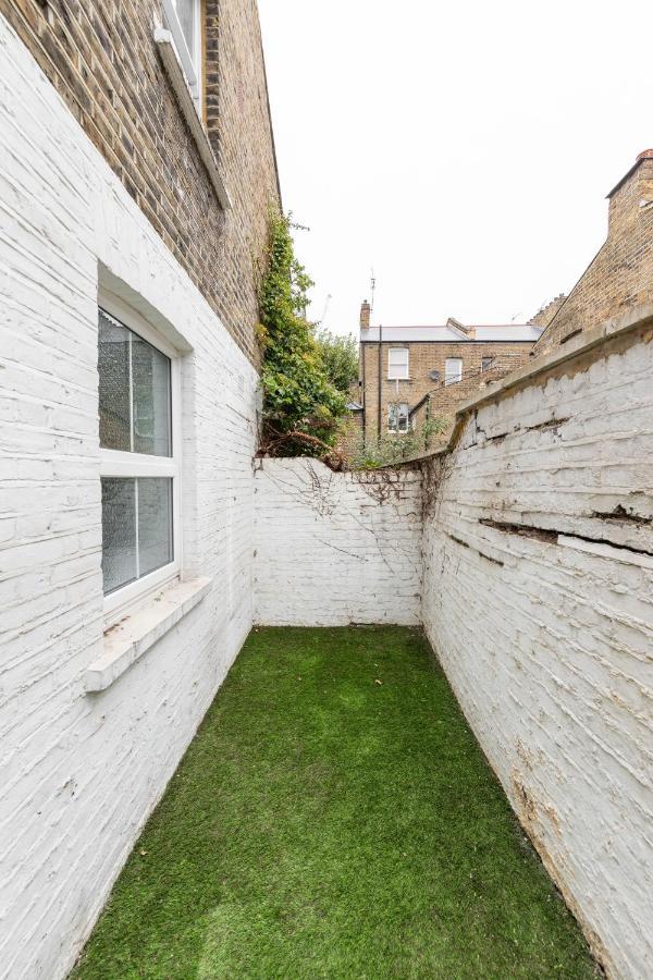 Charming 1 Bed Flat W Courtyard In * Londres