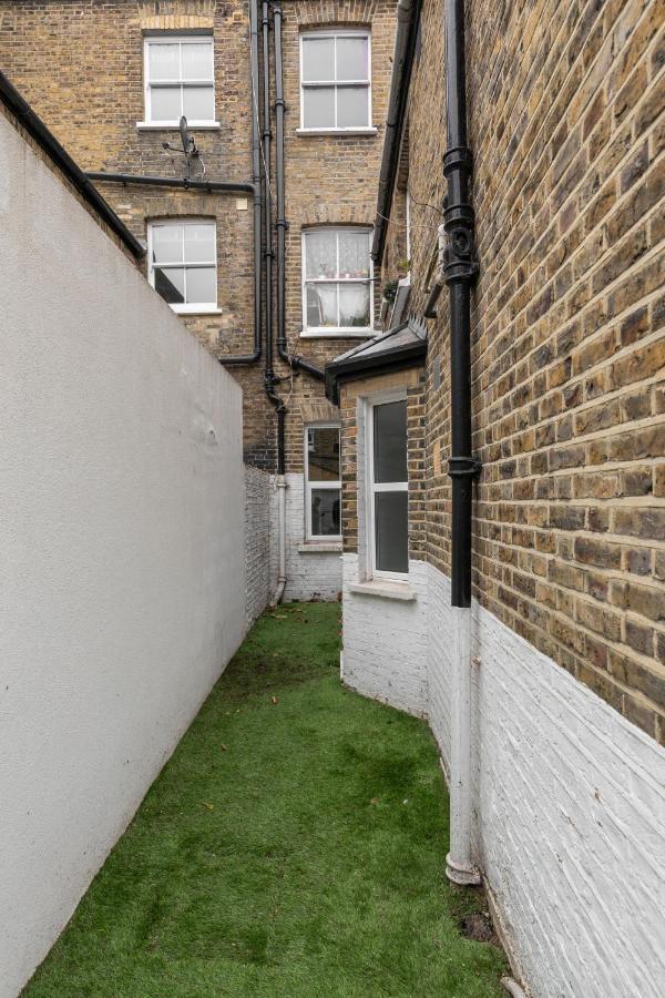 Apartamento Charming 1 Bed Flat W Courtyard In Londres