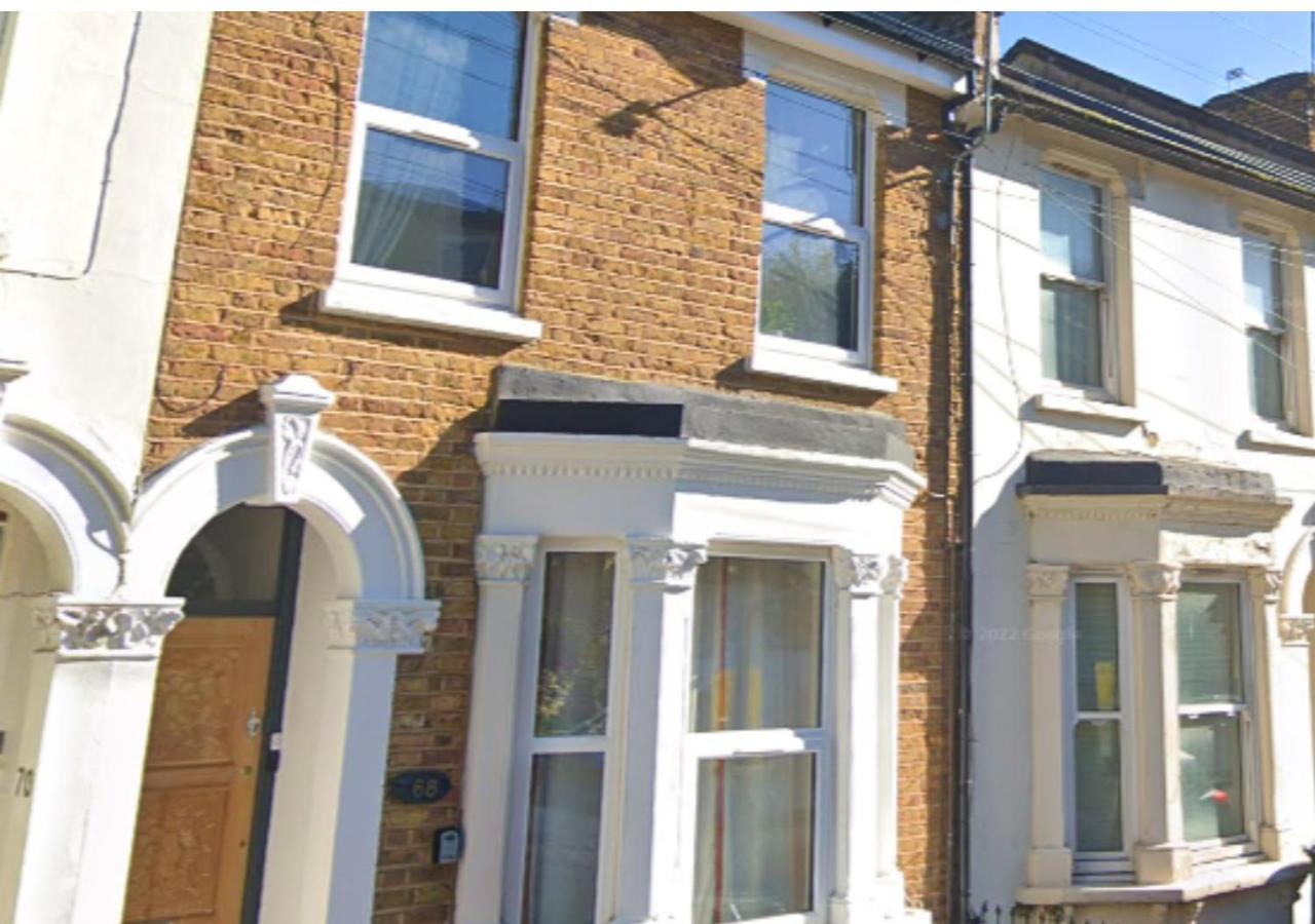 Modern 2 Bedroom In Peckham Appartement Londen