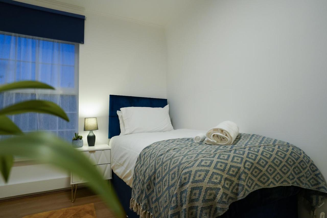 Apartment Enfield North 3br *