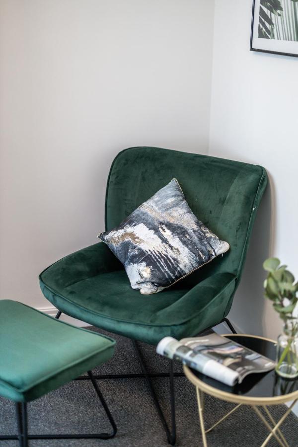 Cosy 4-bedroom Next To Borough
