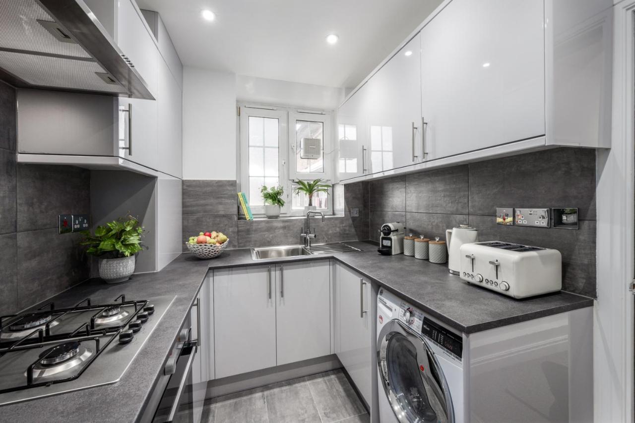 Cosy 4-bedroom Next To Borough Leilighet