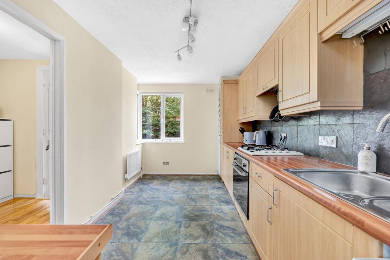 Apartamento Charming 3 Bedroom House Short Term & Flexible Renting Canary Wharf With Free Wifi & Garden Londres