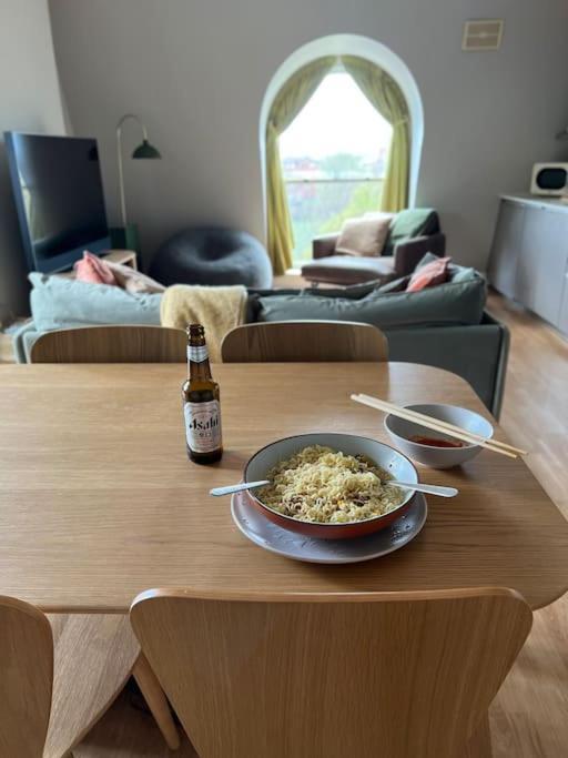 Leilighet Peaceful Bright City Hide Away With Parking London
