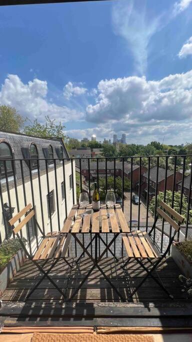 Leilighet Peaceful Bright City Hide Away With Parking *