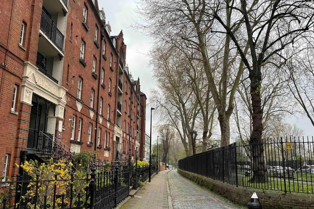 Leilighet Peaceful Bright City Hide Away With Parking London