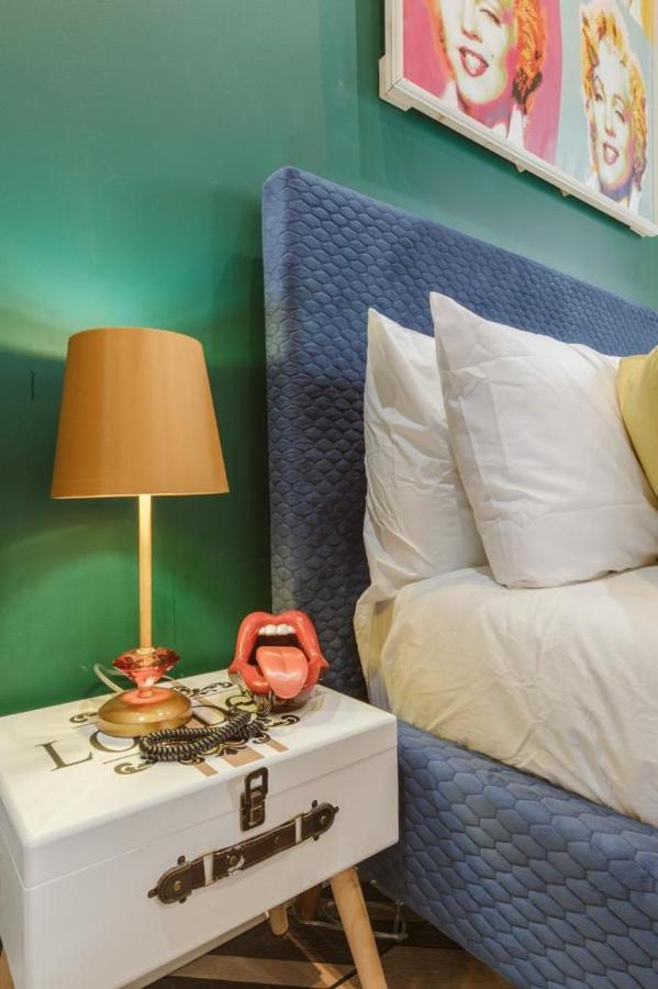 Big House With En-suites A Big Garden And Hot-tub Near Tower Bridge Villa London