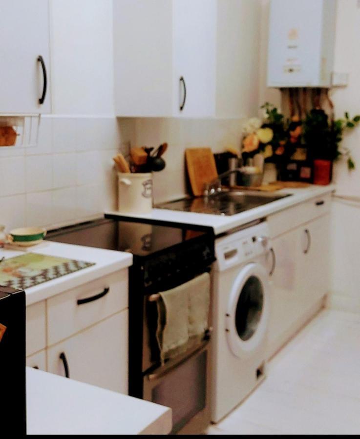 Centrel To Single Bed Quiet With Host And Breakfast Privatunterkunft *