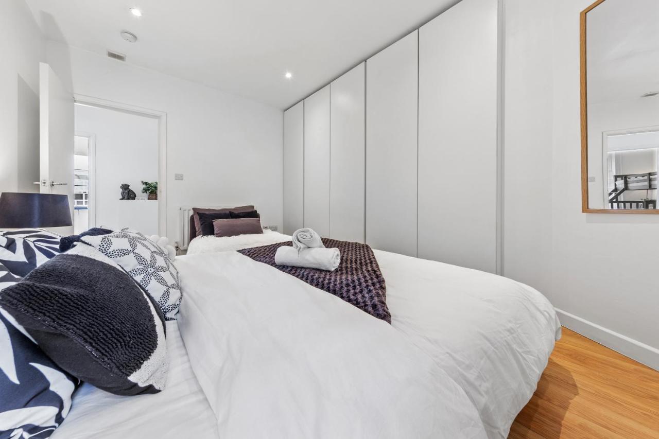 Lavish 3 Bedroom Flat In Mayfair Hy4