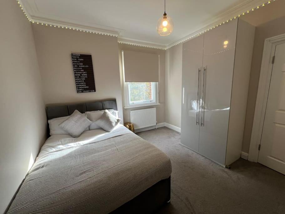 Star Warwick Mansions 3-bed Haven Appartement Londen
