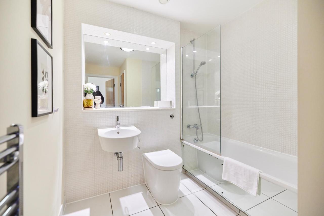 Appartement The Weavers Field Place - Classy 3bdr Flat With Terrace Londen