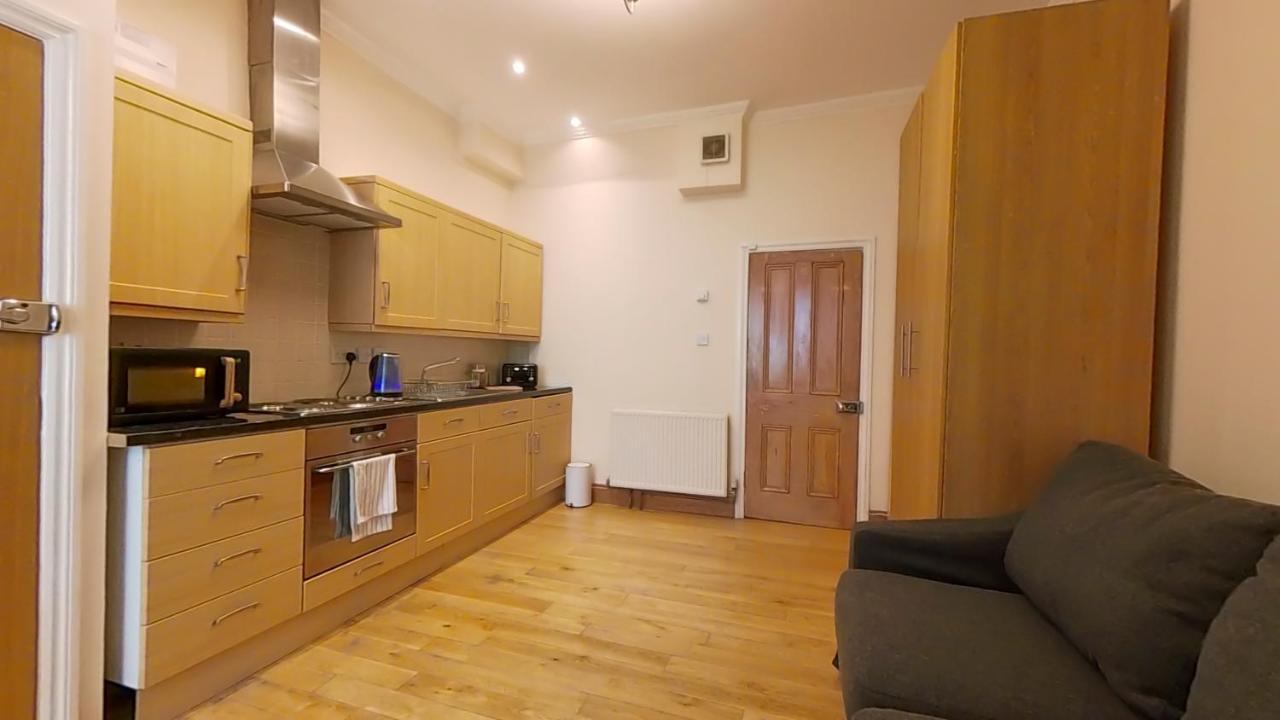 Apartment Lovely&bright Flat Close To *