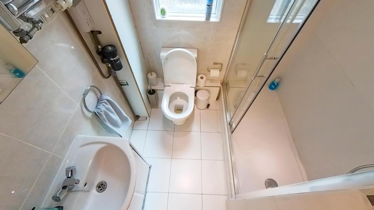 Lovely&bright Flat Close To Apartment *
