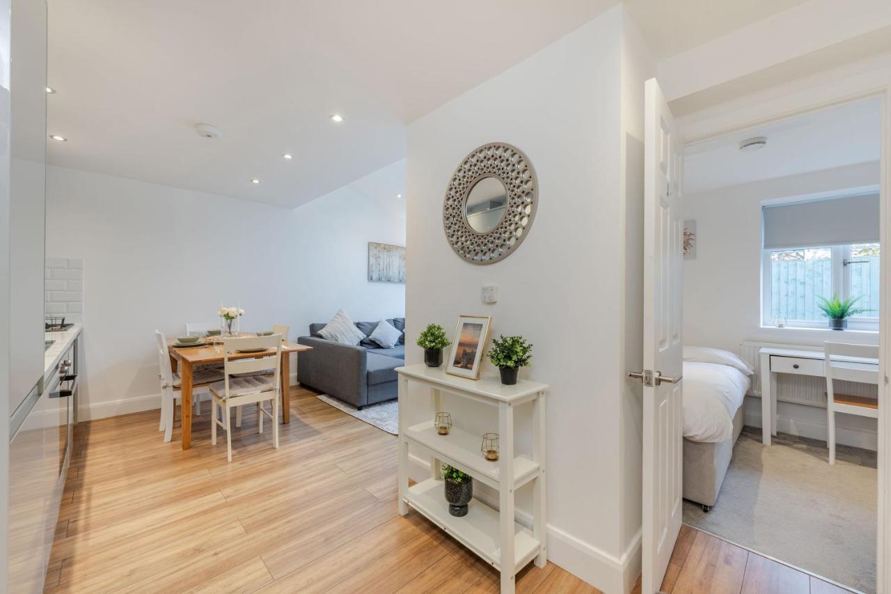 Three-bedroom Bliss In Town Apartment *