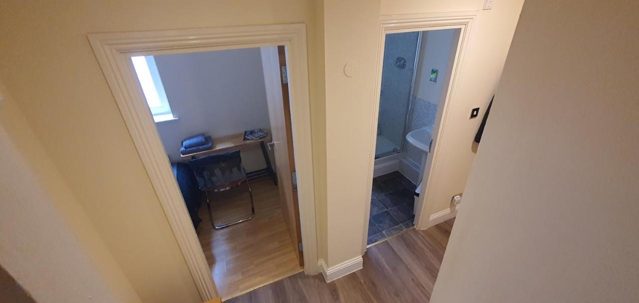 Double Room&private Bath Near The Square Mile Privat overnatting *