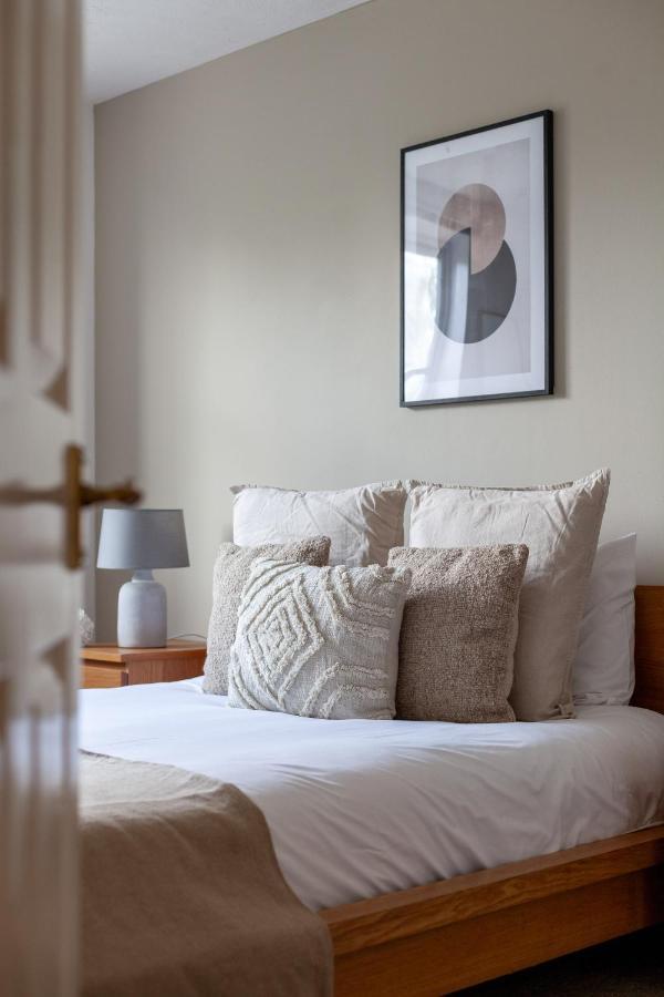 The Camden Road Collection Apartment