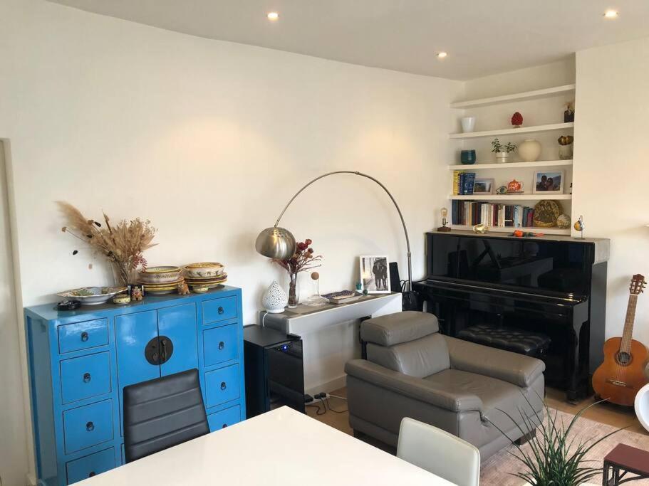 Metropolitan Tranquility: Chic Flat Regent's Park Apartamento