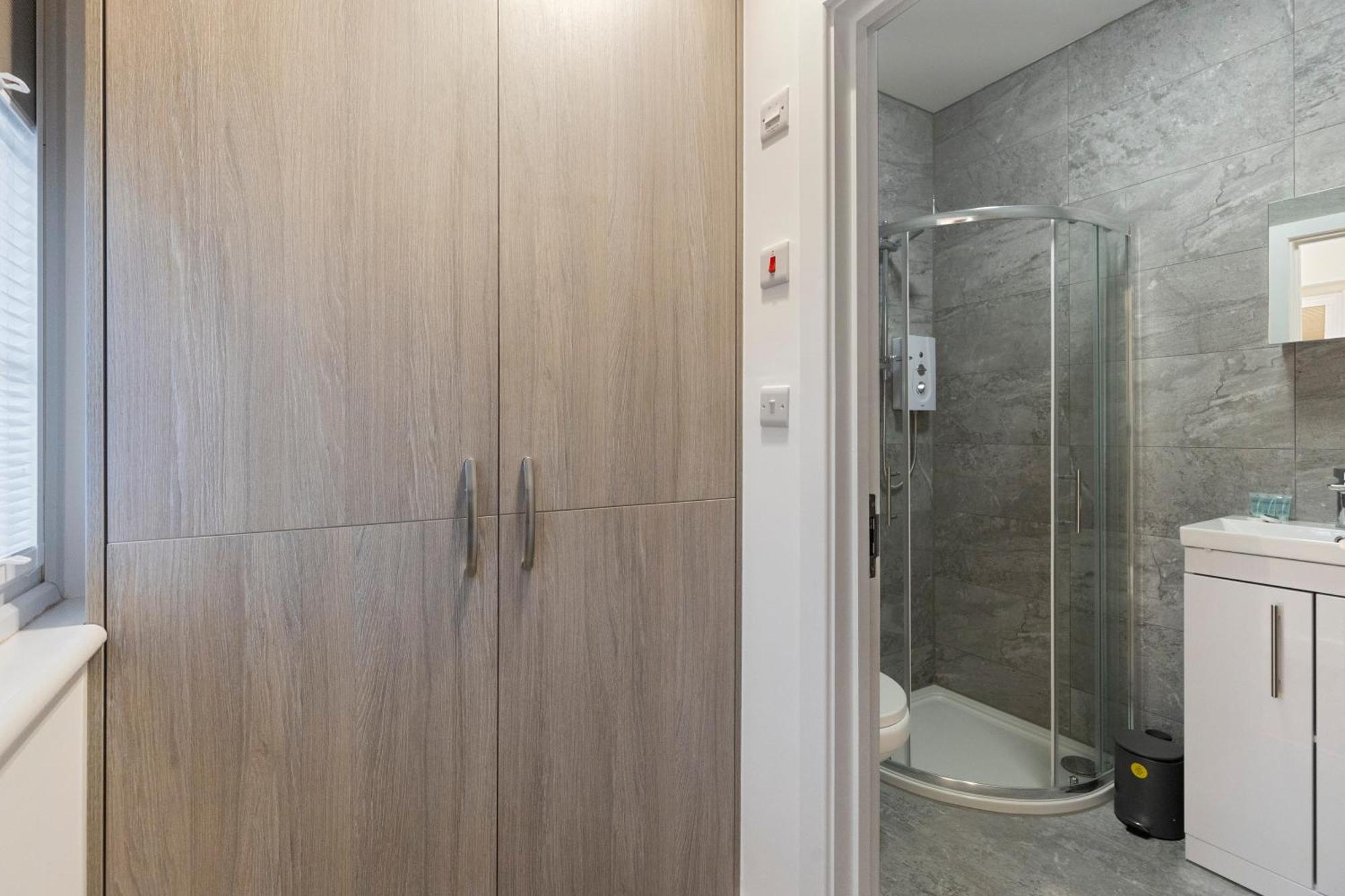 Apartment Modern 3 Min Walk To Tube Station Nw11 *