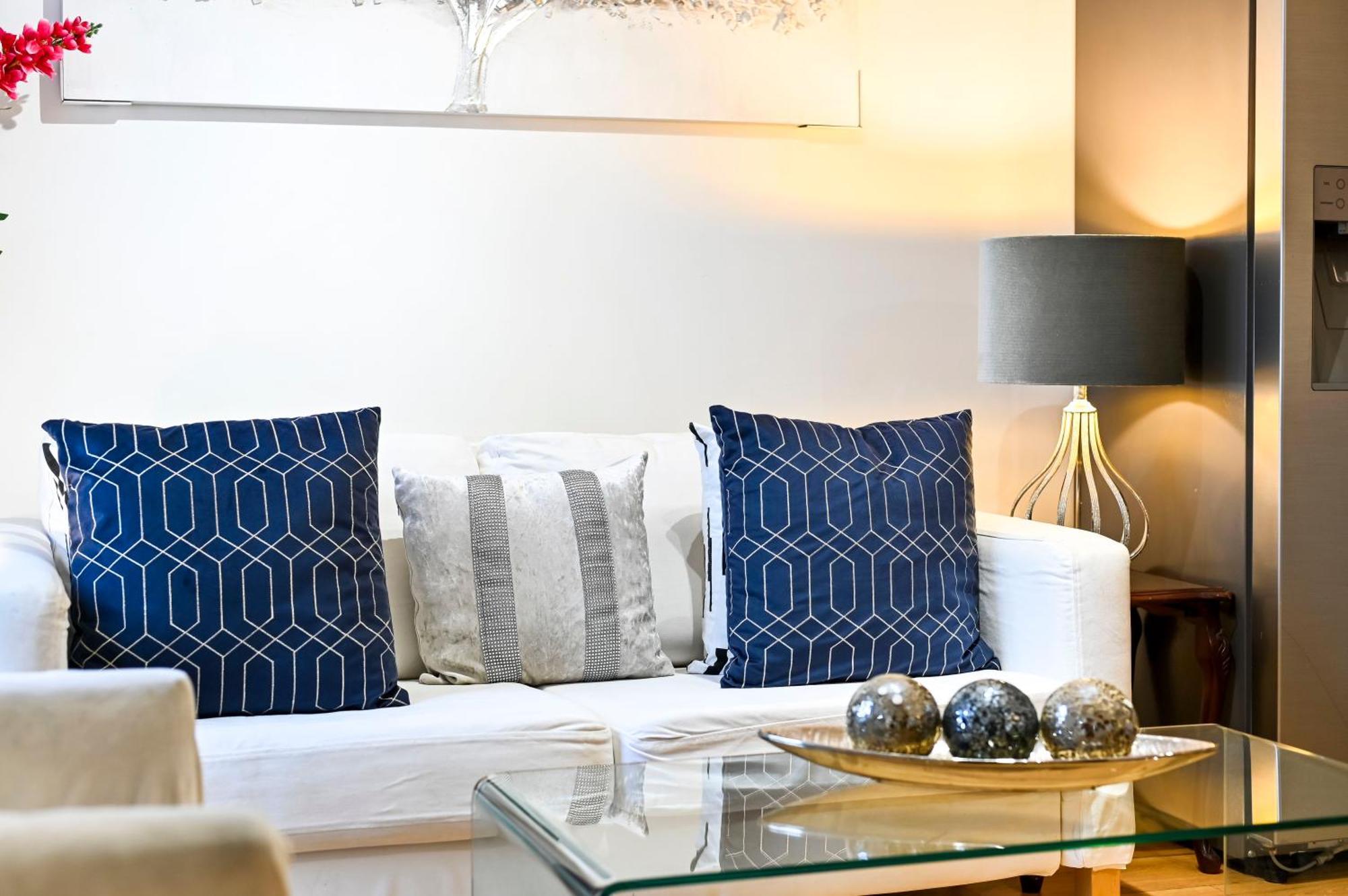 Holiday home Destination Docklands Riverside