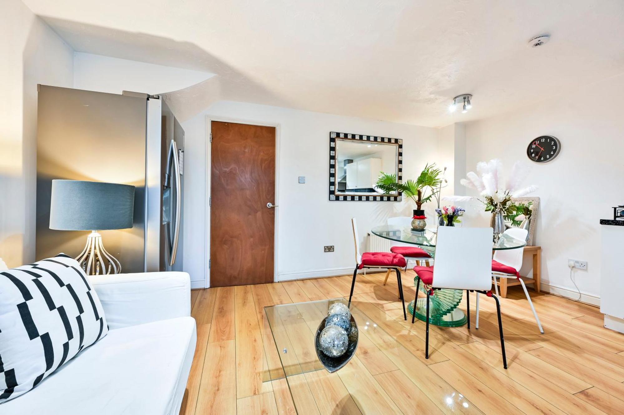Destination Docklands Riverside Holiday home *