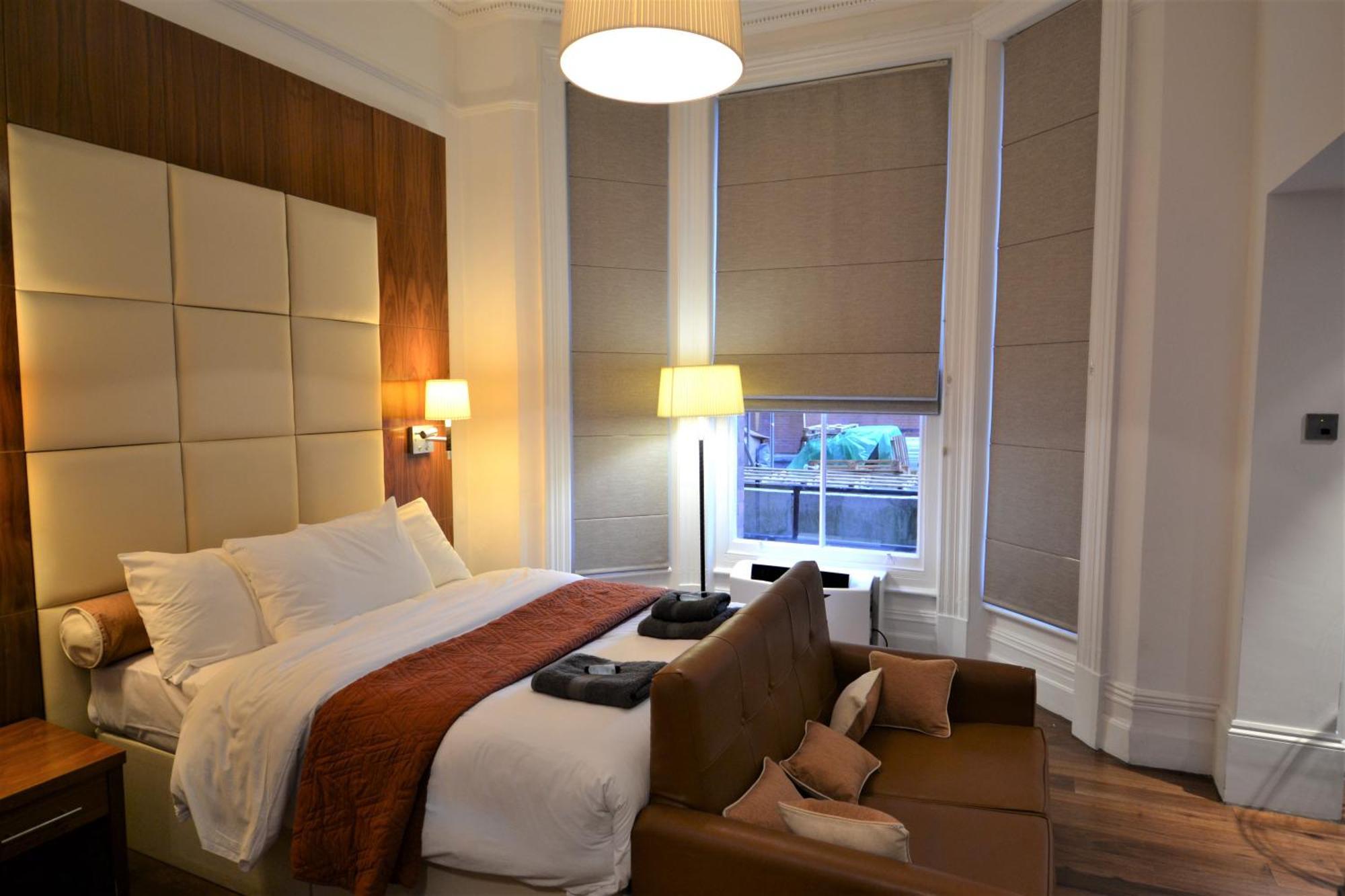 Chelsea Classic Apartment London