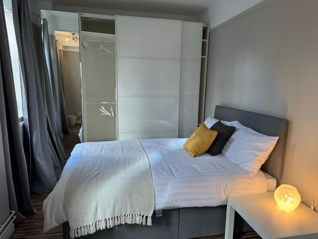 Flat In London's Primrose Hill