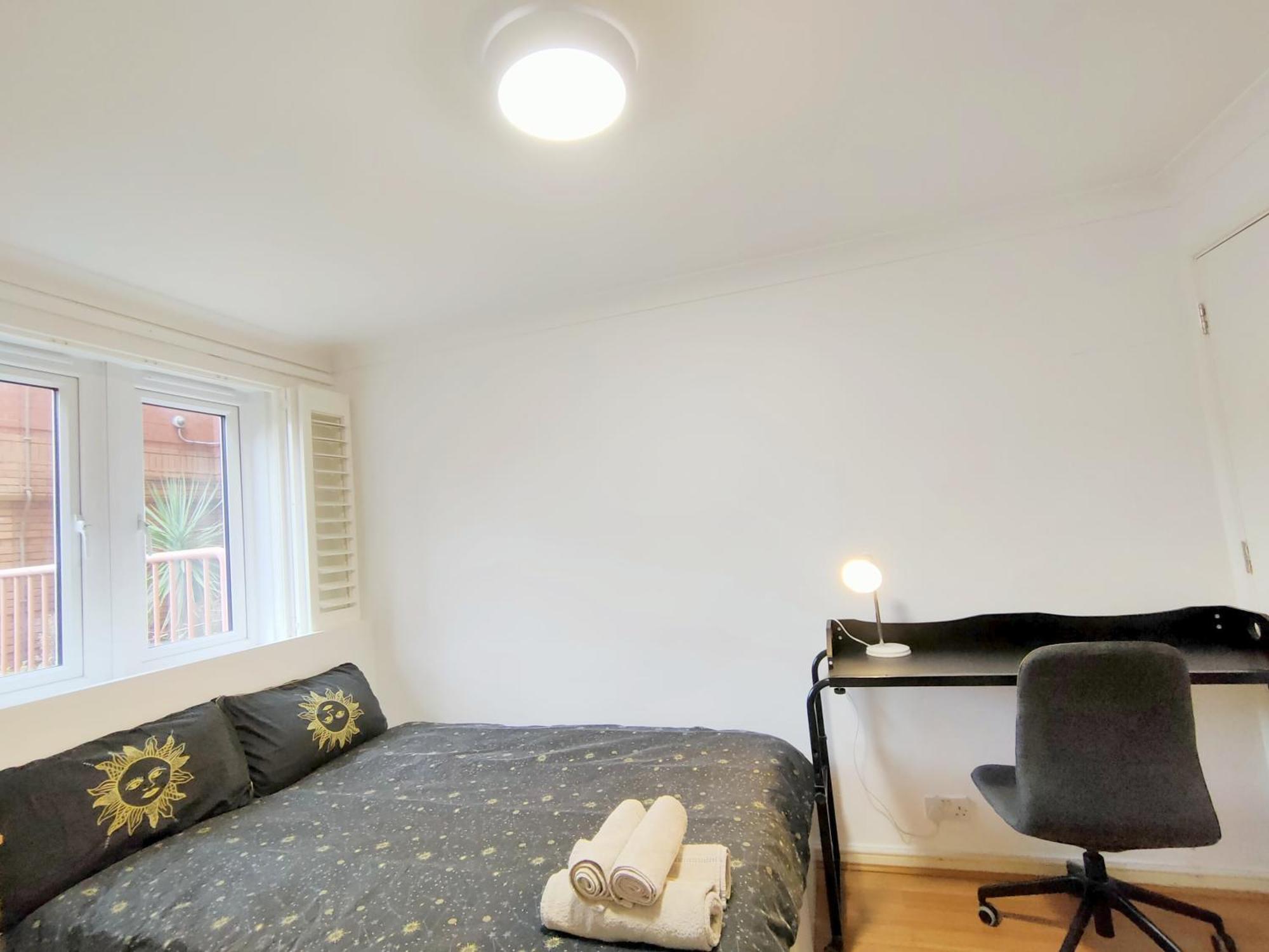 Spacious 3-bed Cosy Flat In Westminster Leilighet *