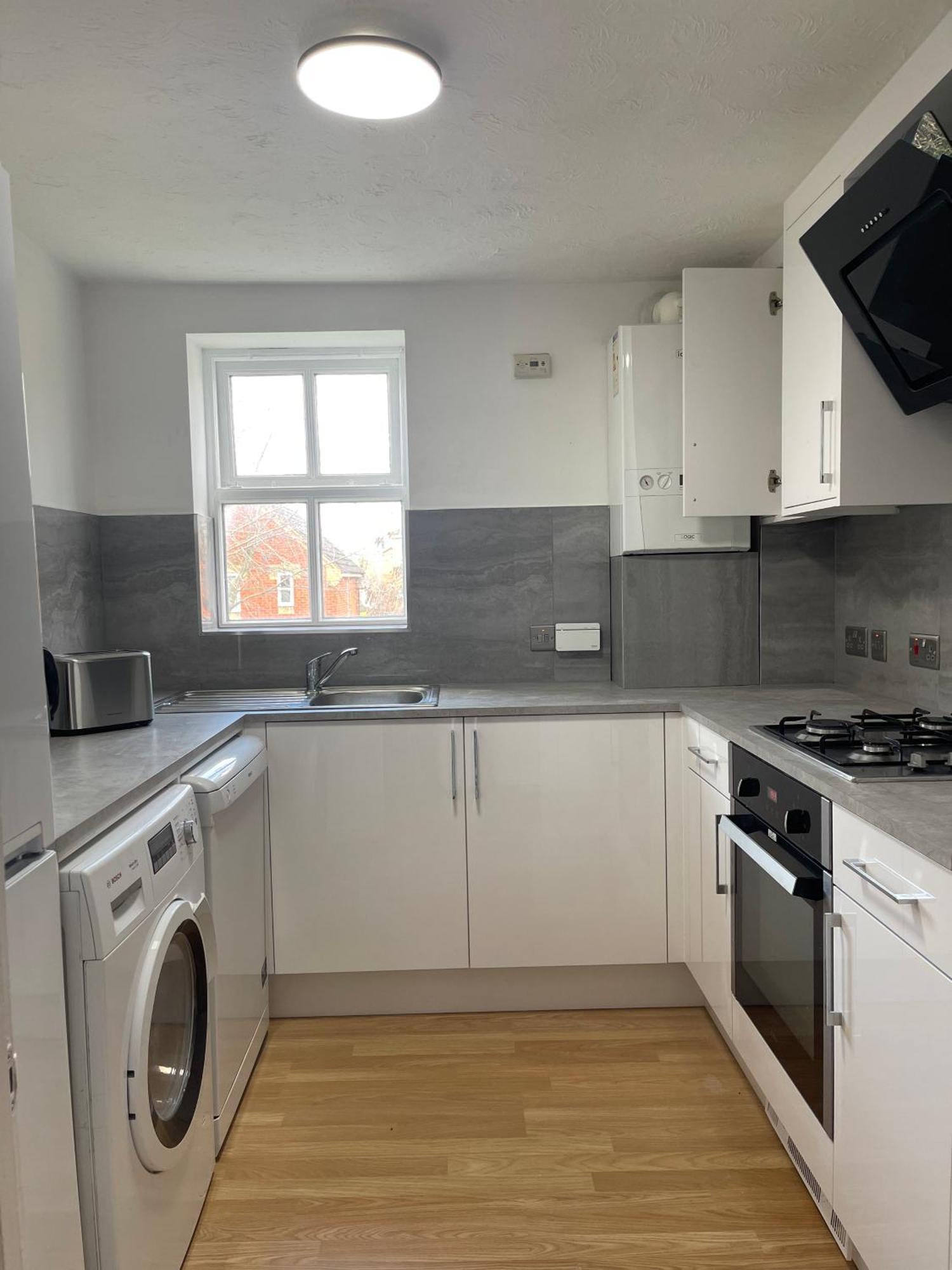 2bed Cozy Spacious - 15min To Canary Wharf O2 Excel Londen