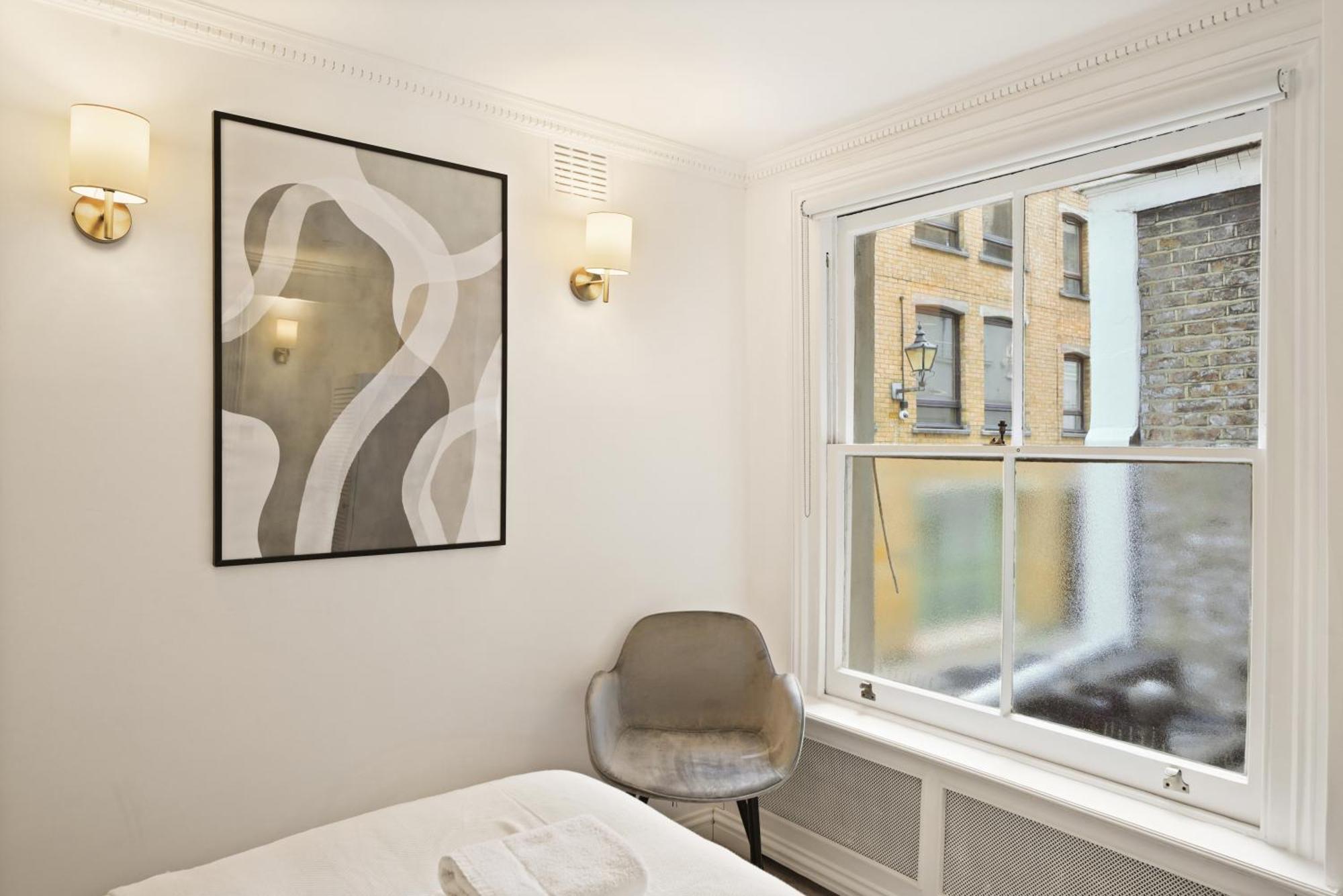 Knightsbridge Residences By Dena Elite Collection *