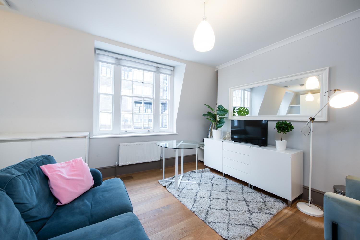 2bed Cosy Flat In Vibrant Fitzrovia London