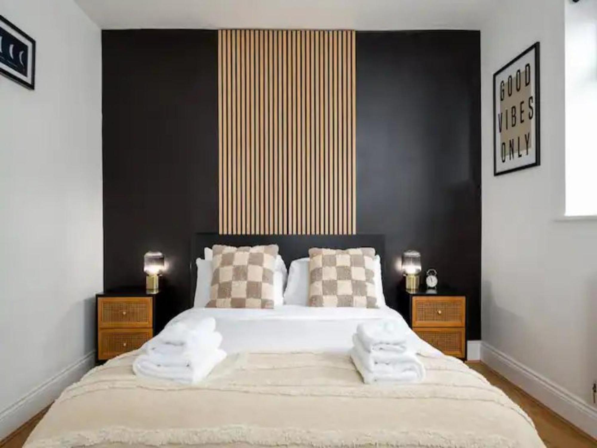 Pass The Keys Modern And Bright Minutes From Appartement Londen