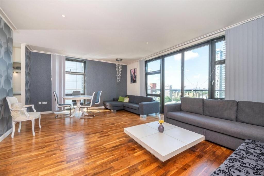 Apartment Penthouse Canary Wharf - Free Wifi *