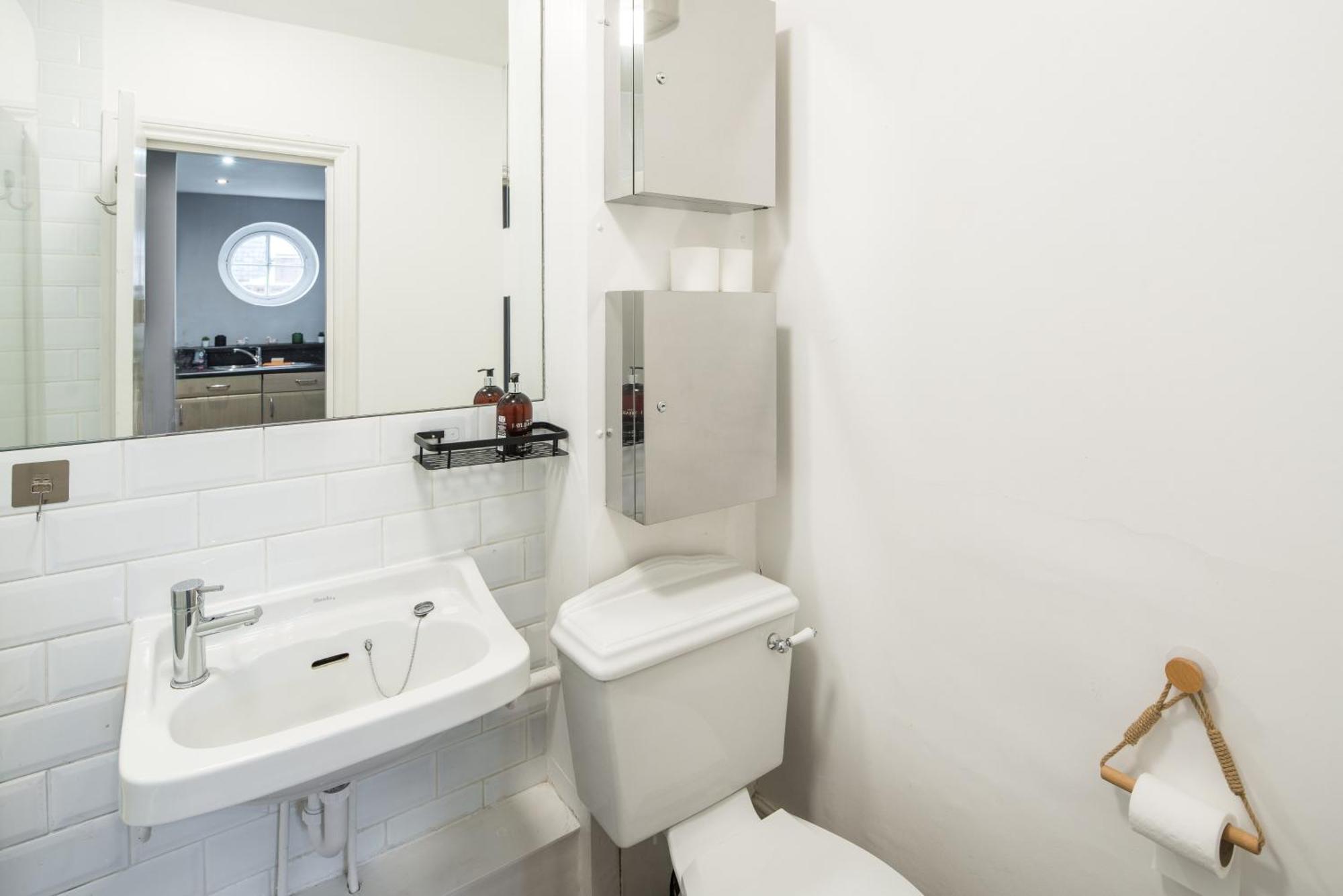Heart Of Kensington And Chelsea,2 Bedr Appartement