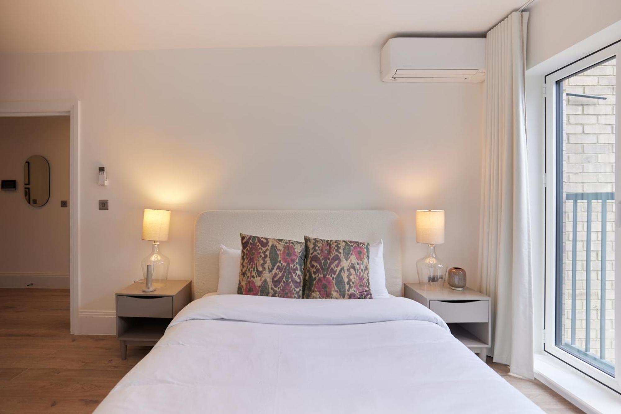 The Wembley Park Sanctuary - Stunning 2bdr Flat With Balcony Apartamento