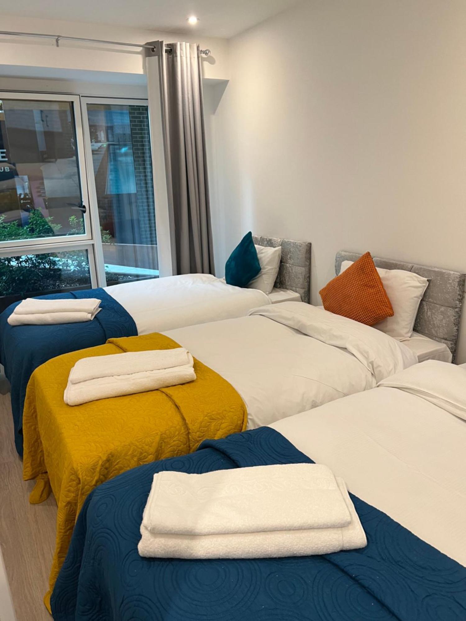 Appartement 2&3 Bedrooms Near Excel - Modern Spacious For Larger Groups