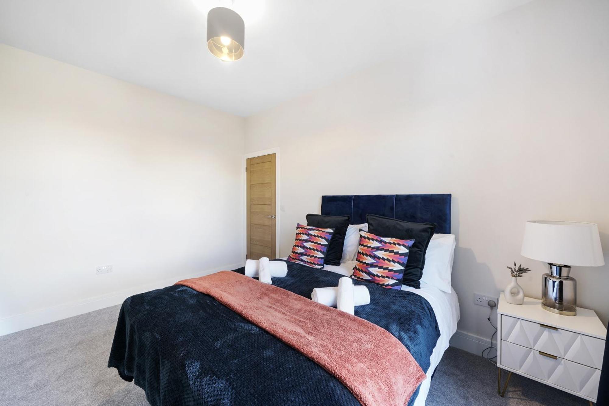 Vakantiehuis Luxurious House In Wembley - Garden *